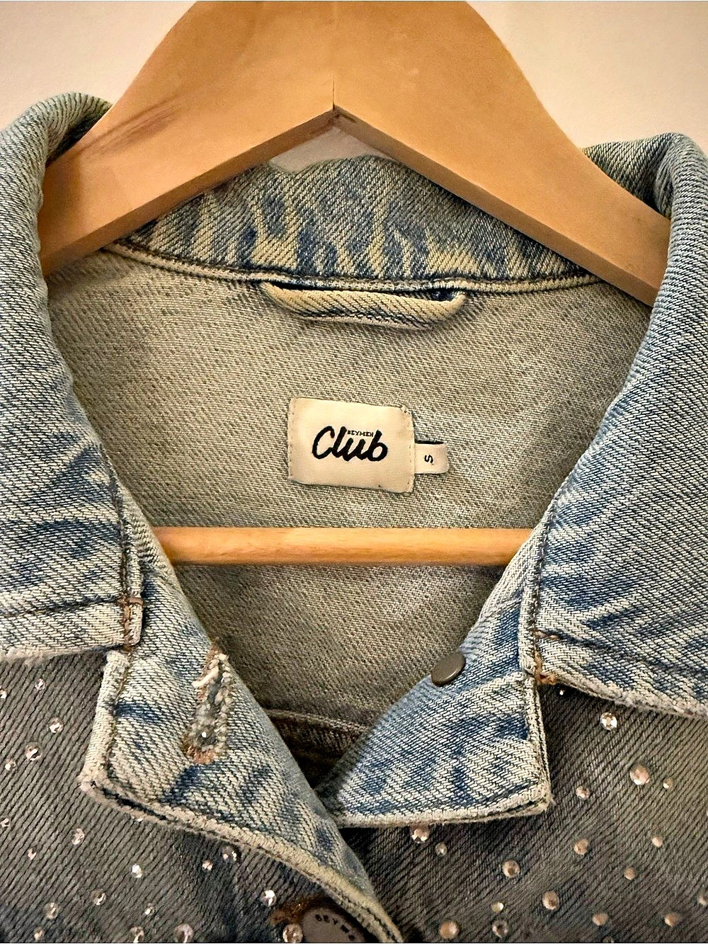 Y2K Club Rhinestone Denim Jacket Size Small - Picture 5 of 11